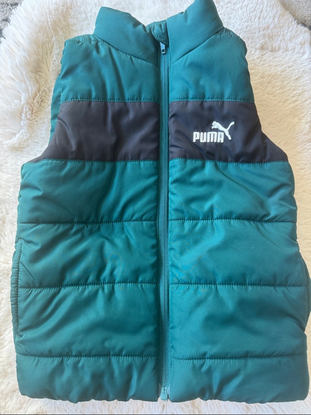 Puma Size 5 Teal and Black Quilted Puffer Vest